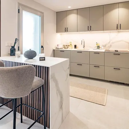 Lab-modern Penthouse San Pedro Center Apartment Marbella