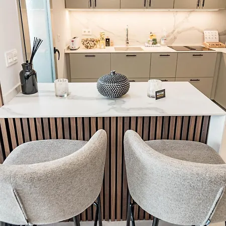 Lab-modern Penthouse San Pedro Center *